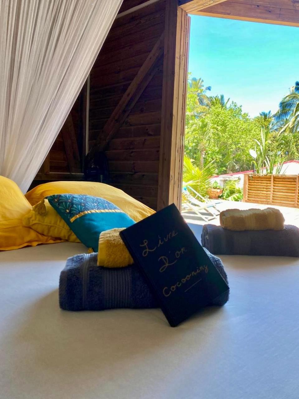 Charmant Bungalow Tout Confort Climatise - Terrasse Et Acces Plage ! Deshaies Exteriör bild